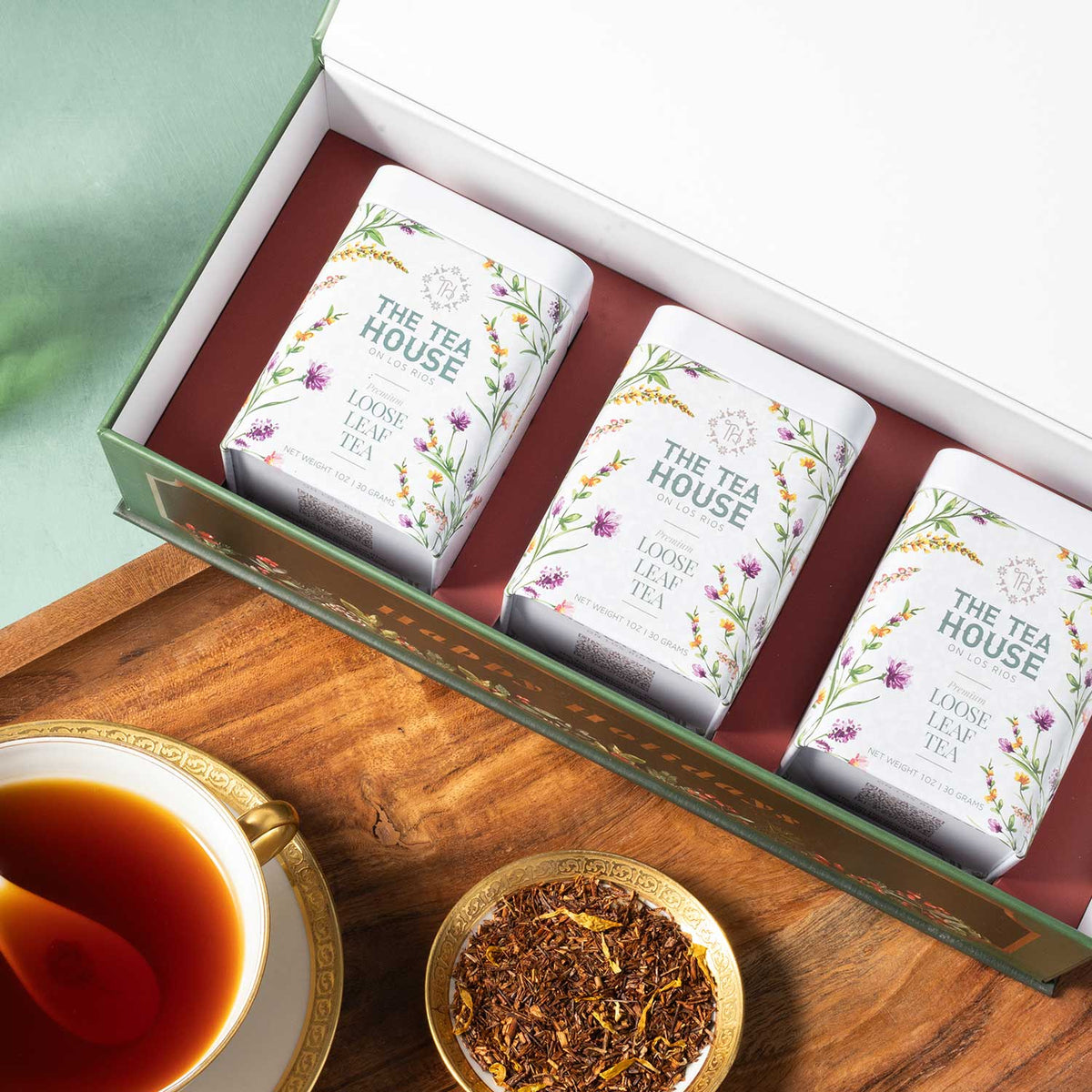 The Tea House on Los Rios - Christmas Gift Box with 3 Loose Leaf Teas